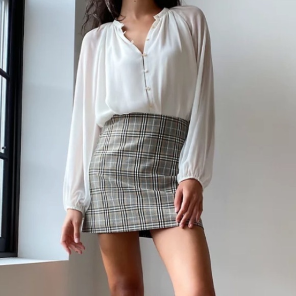 𝅺Aritzia Wilfred New Classic Plaid Mini Skirt - Picture 7 of 7